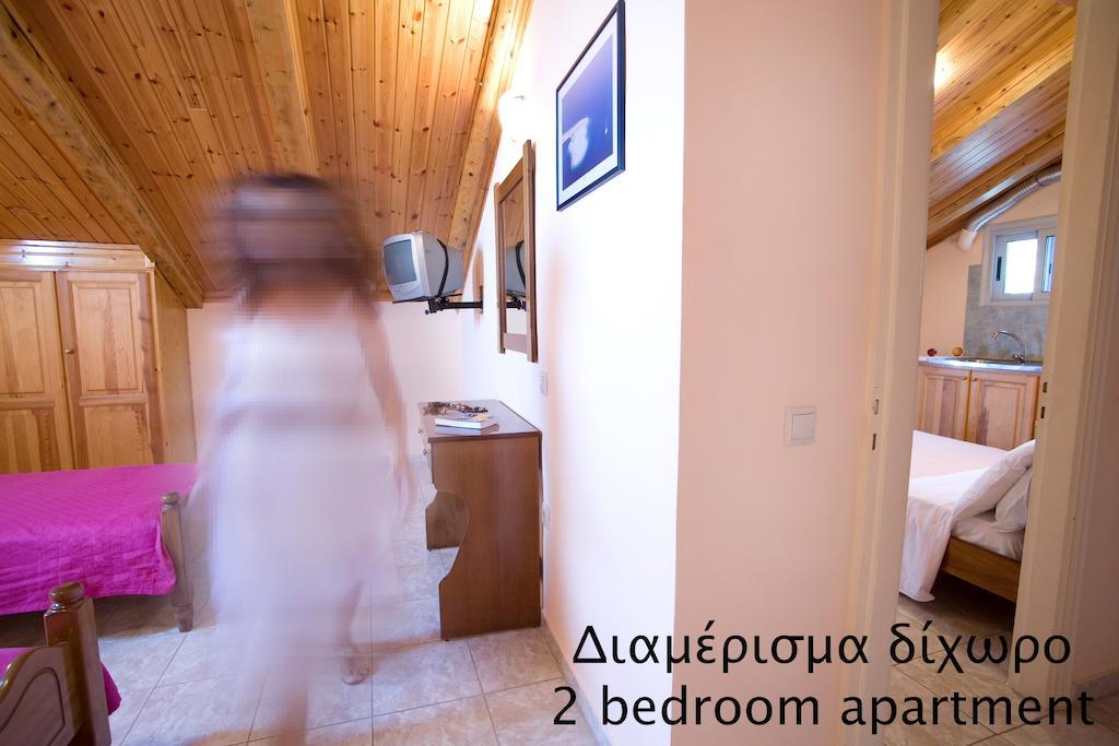 Pansion Filoxenia Apartments & Studios Tsoukaládhes Eksteriør bilde