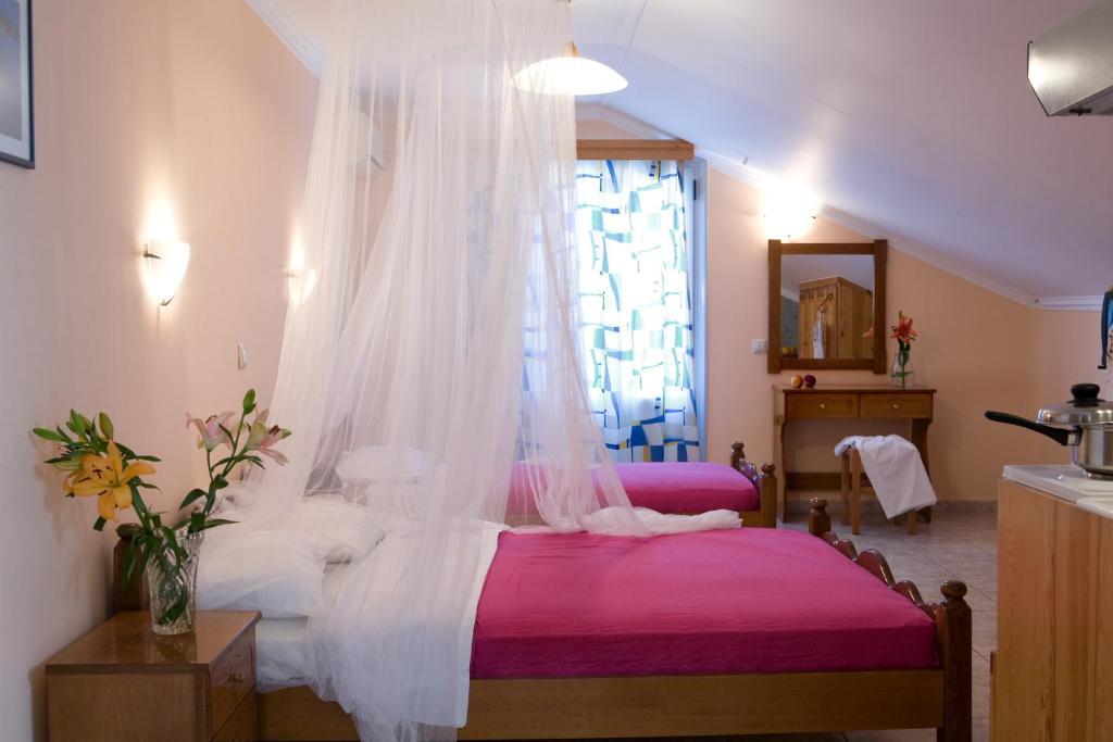 Pansion Filoxenia Apartments & Studios Tsoukaládhes Rom bilde
