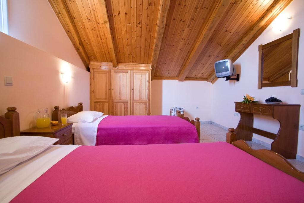 Pansion Filoxenia Apartments & Studios Tsoukaládhes Rom bilde