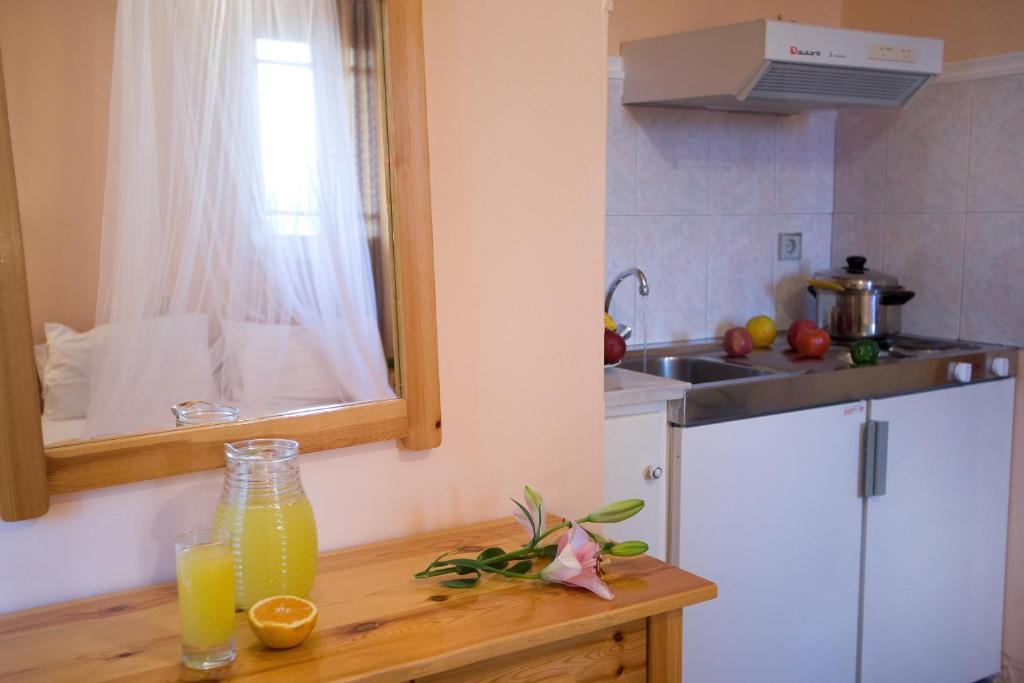 Pansion Filoxenia Apartments & Studios Tsoukaládhes Rom bilde